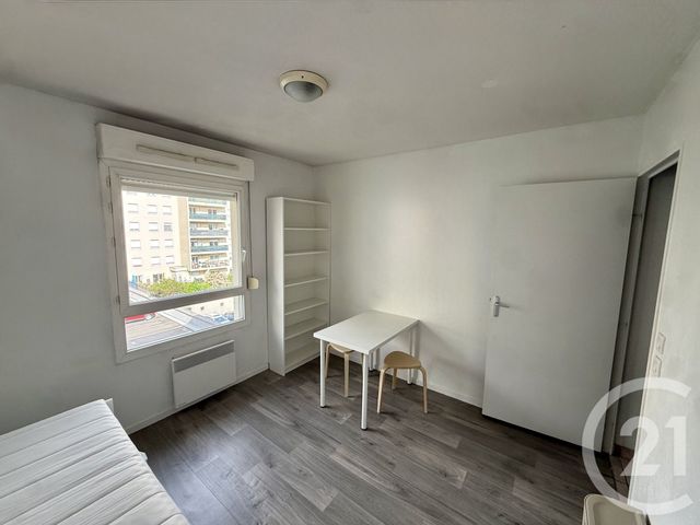 Appartement F1 &agrave; louer - 1 pi&egrave;ce - 19 m2 - St Etienne - 42 - RHONE-ALPES