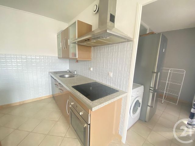 Appartement T3 &agrave; louer - 3 pi&egrave;ces - 77,86 m2 - St Etienne - 42 - RHONE-ALPES