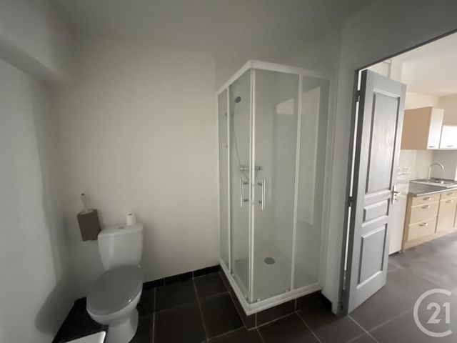 Appartement T2 &agrave; louer - 2 pi&egrave;ces - 42,74 m2 - St Etienne - 42 - RHONE-ALPES