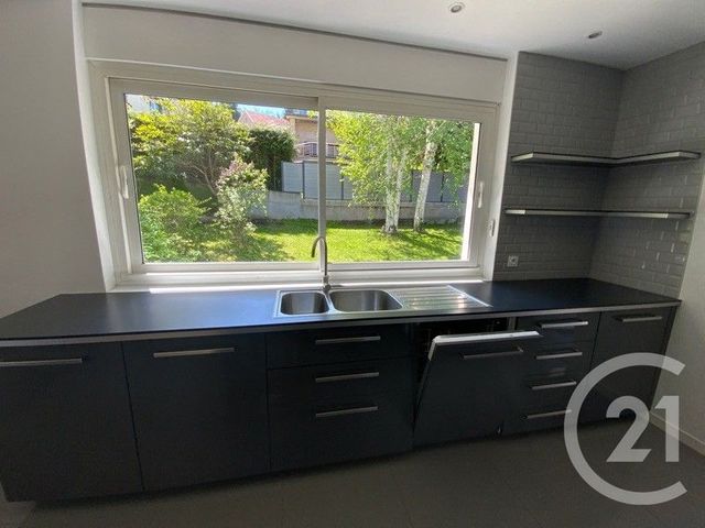 Maison &agrave; louer - 6 pi&egrave;ces - 162,50 m2 - St Etienne - 42 - RHONE-ALPES