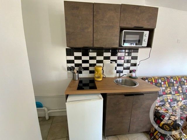 Appartement Studio &agrave; louer - 1 pi&egrave;ce - 15,33 m2 - St Etienne - 42 - RHONE-ALPES