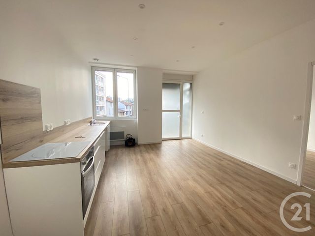 Appartement T3 &agrave; louer - 3 pi&egrave;ces - 55,93 m2 - St Etienne - 42 - RHONE-ALPES