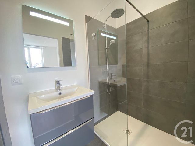 Appartement T3 &agrave; louer - 3 pi&egrave;ces - 55,93 m2 - St Etienne - 42 - RHONE-ALPES
