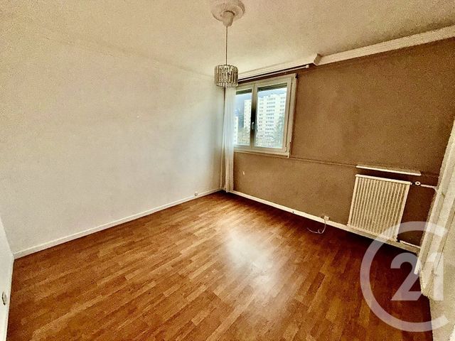 Appartement F2 &agrave; louer - 2 pi&egrave;ces - 50,13 m2 - St Etienne - 42 - RHONE-ALPES