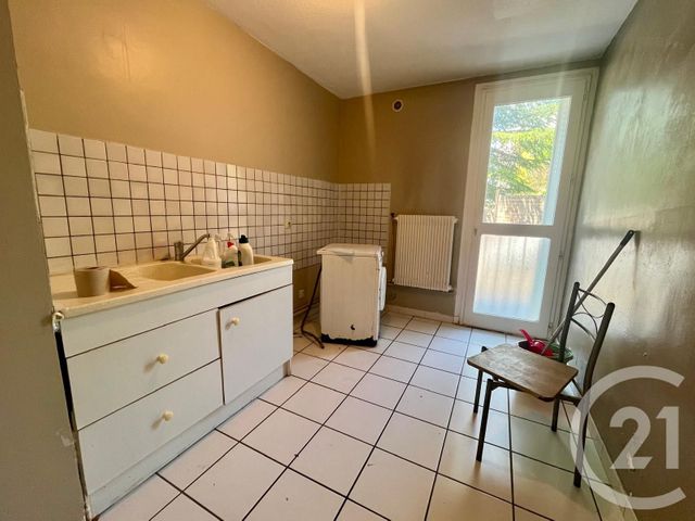 Appartement F3 &agrave; vendre - 3 pi&egrave;ces - 61 m2 - St Etienne - 42 - RHONE-ALPES