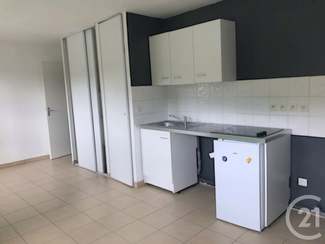 Appartement T2 &agrave; louer - 2 pi&egrave;ces - 41,45 m2 - St Etienne - 42 - RHONE-ALPES