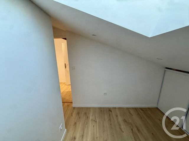 Maison &agrave; louer - 3 pi&egrave;ces - 80 m2 - Marlhes - 42 - RHONE-ALPES