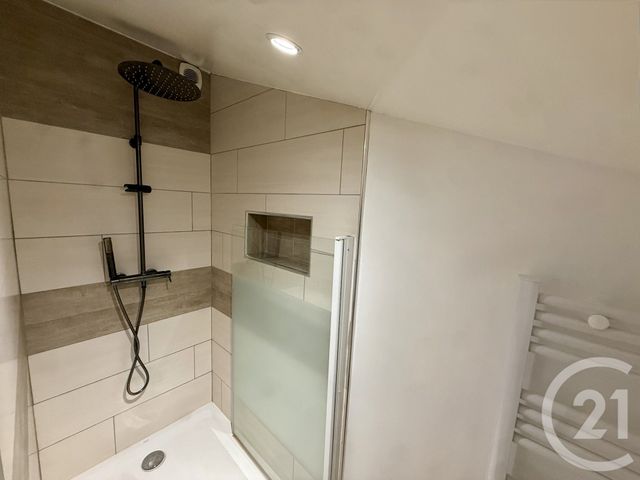 Maison &agrave; louer - 3 pi&egrave;ces - 80 m2 - Marlhes - 42 - RHONE-ALPES
