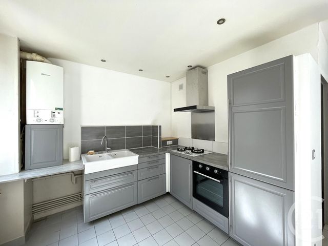Appartement F3 &agrave; louer - 3 pi&egrave;ces - 51 m2 - St Etienne - 42 - RHONE-ALPES