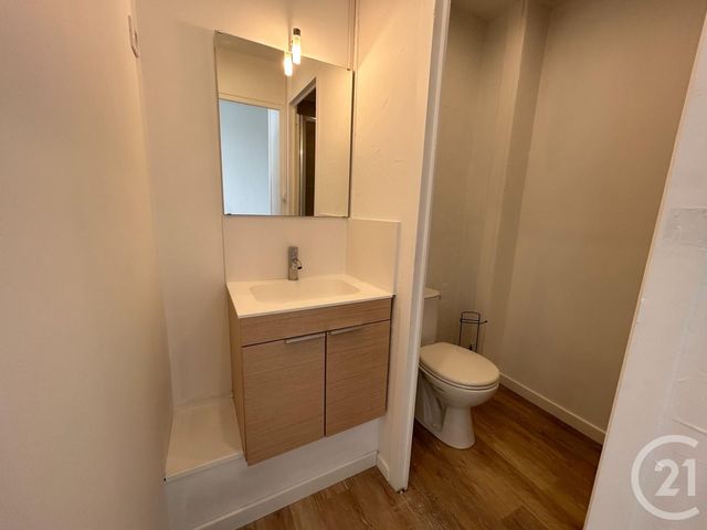 Appartement T2 &agrave; louer - 2 pi&egrave;ces - 32,42 m2 - La Talaudiere - 42 - RHONE-ALPES