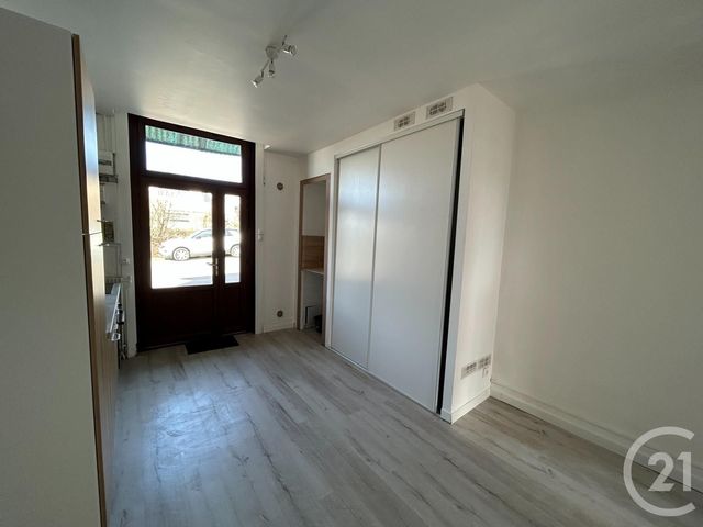 Appartement T2 &agrave; louer - 2 pi&egrave;ces - 32,42 m2 - La Talaudiere - 42 - RHONE-ALPES