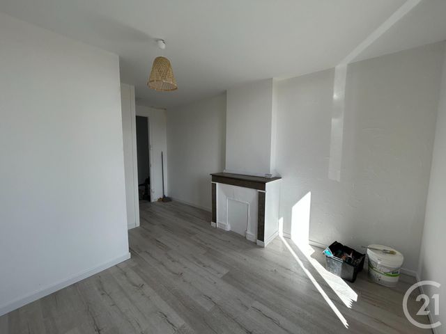 Appartement T2 &agrave; louer - 2 pi&egrave;ces - 32,42 m2 - La Talaudiere - 42 - RHONE-ALPES