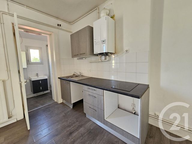 Appartement T3 &agrave; louer - 3 pi&egrave;ces - 47,05 m2 - St Etienne - 42 - RHONE-ALPES