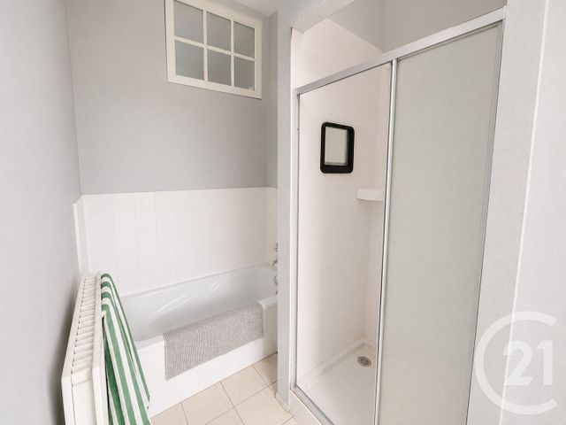 Appartement F2 bis &agrave; louer - 2 pi&egrave;ces - 90 m2 - St Etienne - 42 - RHONE-ALPES