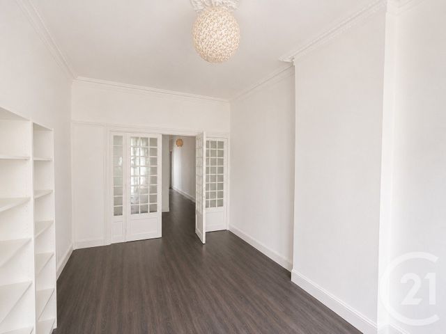 Appartement F2 bis &agrave; louer - 2 pi&egrave;ces - 90 m2 - St Etienne - 42 - RHONE-ALPES