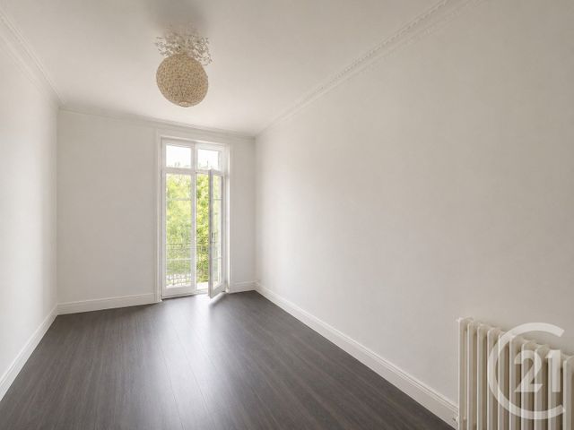 Appartement F2 bis &agrave; louer - 2 pi&egrave;ces - 90 m2 - St Etienne - 42 - RHONE-ALPES