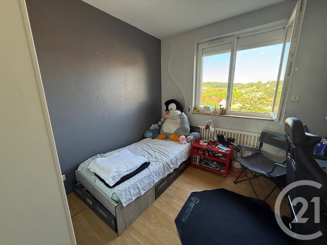 Appartement T5 &agrave; louer - 5 pi&egrave;ces - 85 m2 - St Genest Malifaux - 42 - RHONE-ALPES