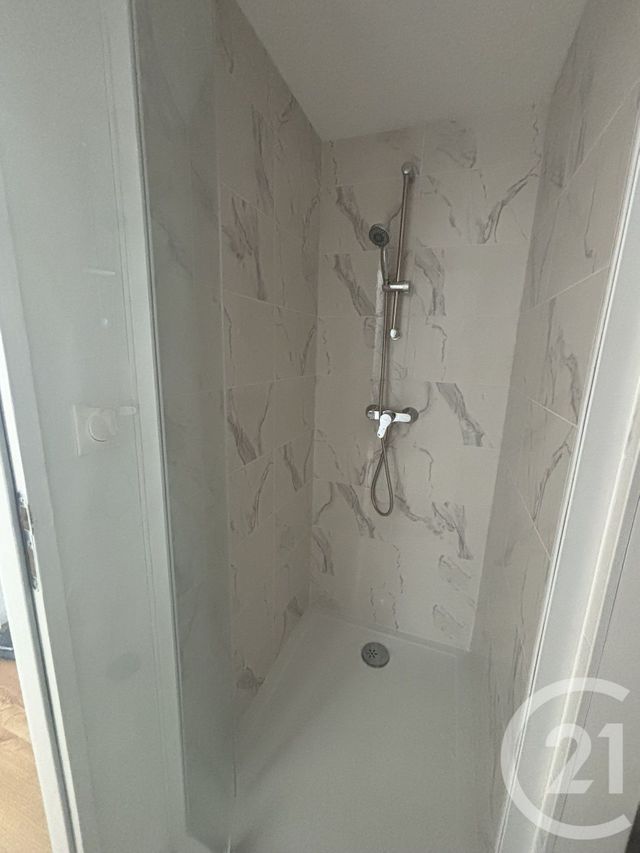 Appartement F1 &agrave; louer - 1 pi&egrave;ce - 17,79 m2 - St Etienne - 42 - RHONE-ALPES