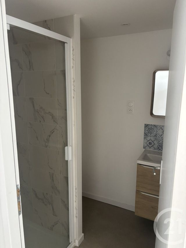 Appartement F1 &agrave; louer - 1 pi&egrave;ce - 17,79 m2 - St Etienne - 42 - RHONE-ALPES