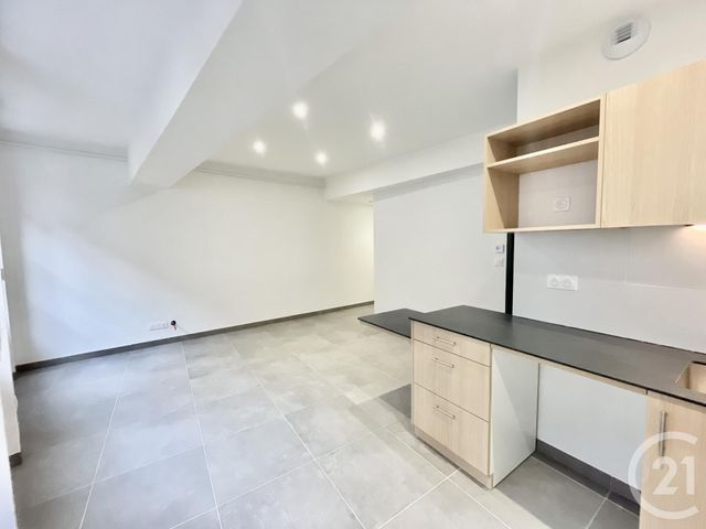 Appartement F2 &agrave; louer - 2 pi&egrave;ces - 37,84 m2 - St Etienne - 42 - RHONE-ALPES