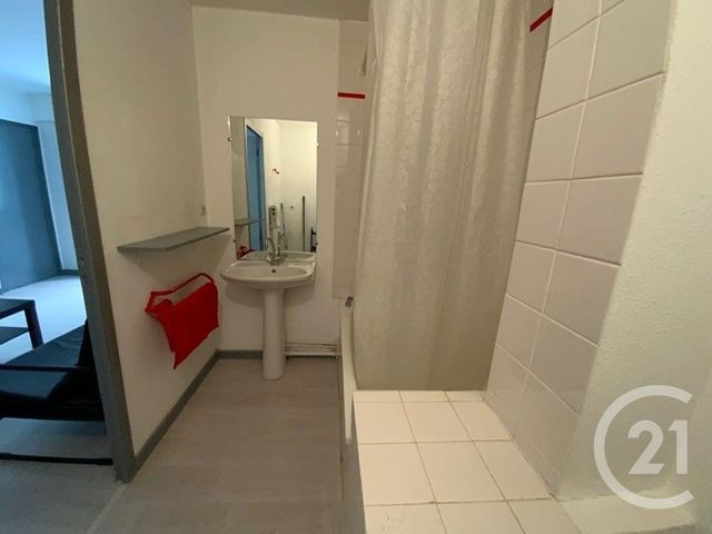Appartement Studio &agrave; louer - 1 pi&egrave;ce - 26 m2 - St Etienne - 42 - RHONE-ALPES
