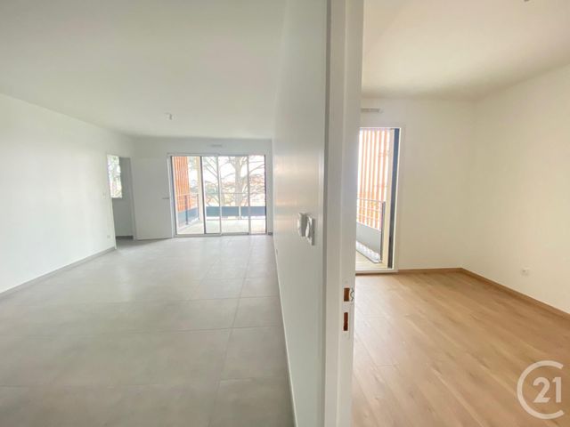 Appartement T3 &agrave; louer - 3 pi&egrave;ces - 67,22 m2 - Andrezieux Boutheon - 42 - RHONE-ALPES