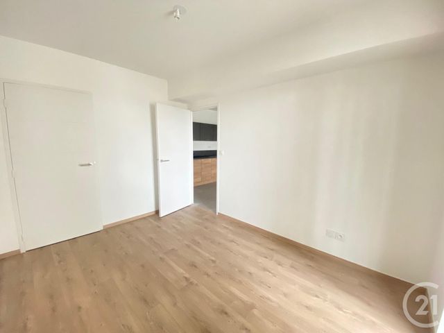 Appartement T3 &agrave; louer - 3 pi&egrave;ces - 67,22 m2 - Andrezieux Boutheon - 42 - RHONE-ALPES