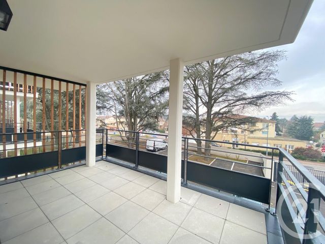 Appartement T3 &agrave; louer - 3 pi&egrave;ces - 67,22 m2 - Andrezieux Boutheon - 42 - RHONE-ALPES