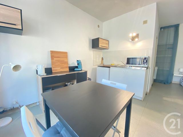 Appartement Studio &agrave; louer - 1 pi&egrave;ce - 24,80 m2 - St Etienne - 42 - RHONE-ALPES