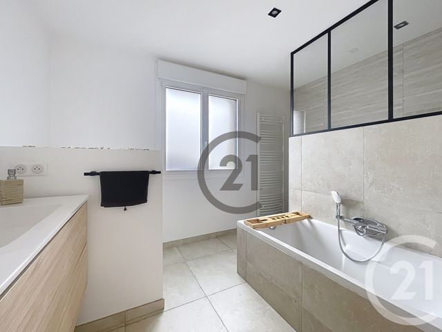 Maison &agrave; vendre - 5 pi&egrave;ces - 135,84 m2 - St Lyphard - 44 - PAYS-DE-LOIRE