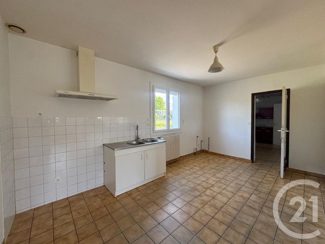 Maison &agrave; louer - 6 pi&egrave;ces - 142,63 m2 - Guerande - 44 - PAYS-DE-LOIRE