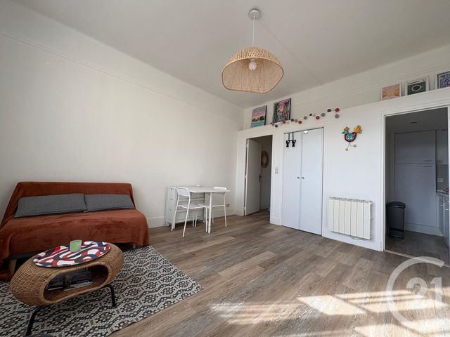 Appartement T1 &agrave; louer - 1 pi&egrave;ce - 26,87 m2 - Dinard - 35 - BRETAGNE