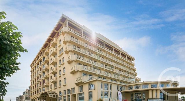 Appartement T1 &agrave; louer - 1 pi&egrave;ce - 26,87 m2 - Dinard - 35 - BRETAGNE