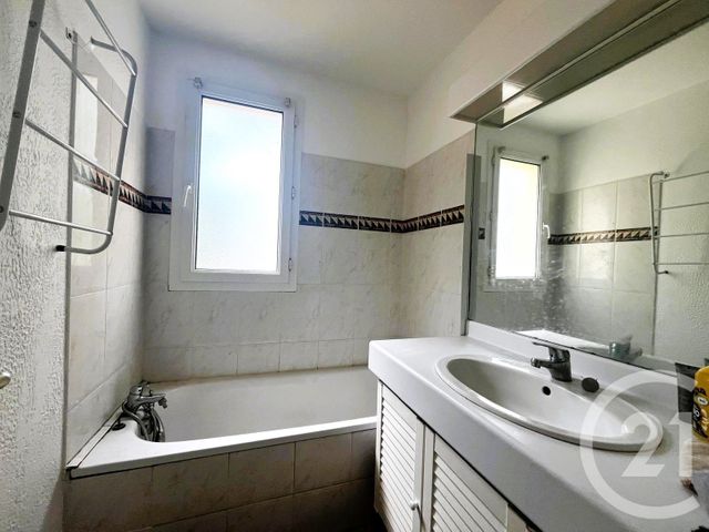 Appartement F2 à vendre - 2 pièces - 46,41 m2 - Le Cannet - 06 - PROVENCE-ALPES-COTE-D-AZUR