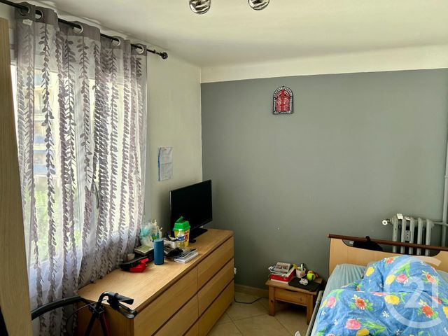 Appartement F4 à vendre - 4 pièces - 62 m2 - Le Cannet - 06 - PROVENCE-ALPES-COTE-D-AZUR