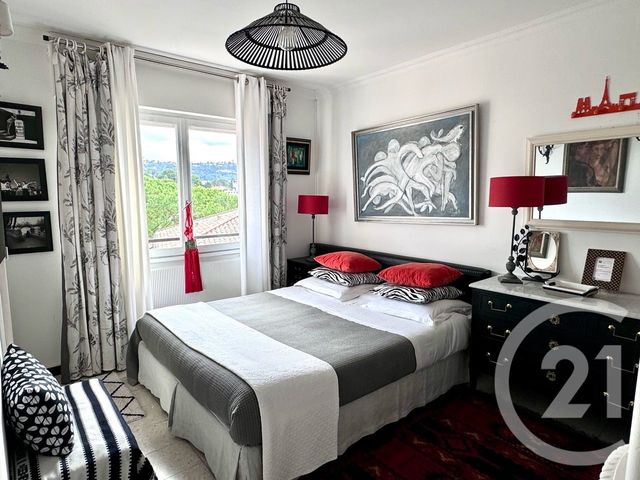Appartement F3 à vendre - 3 pièces - 83,01 m2 - Le Cannet - 06 - PROVENCE-ALPES-COTE-D-AZUR