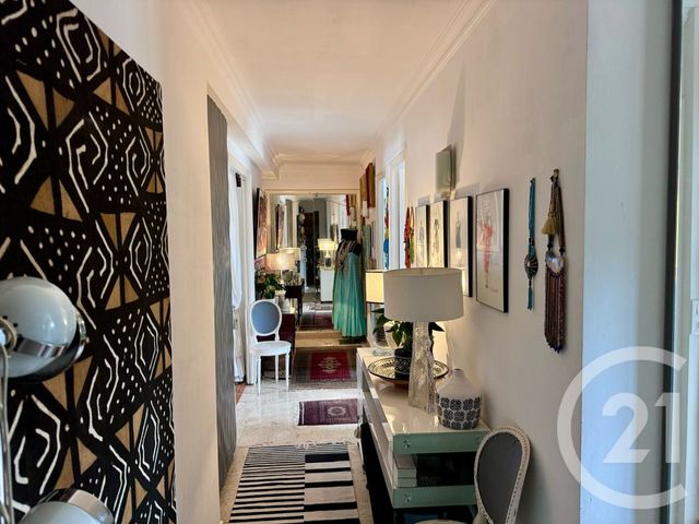 Appartement F3 à vendre - 3 pièces - 83,01 m2 - Le Cannet - 06 - PROVENCE-ALPES-COTE-D-AZUR