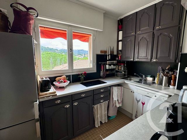 Appartement F3 à vendre - 3 pièces - 83,01 m2 - Le Cannet - 06 - PROVENCE-ALPES-COTE-D-AZUR