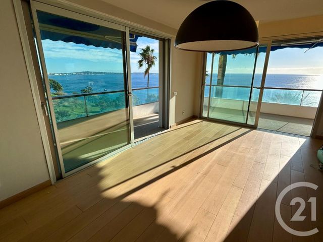 Appartement F4 à vendre - 4 pièces - 176 m2 - Vallauris - 06 - PROVENCE-ALPES-COTE-D-AZUR