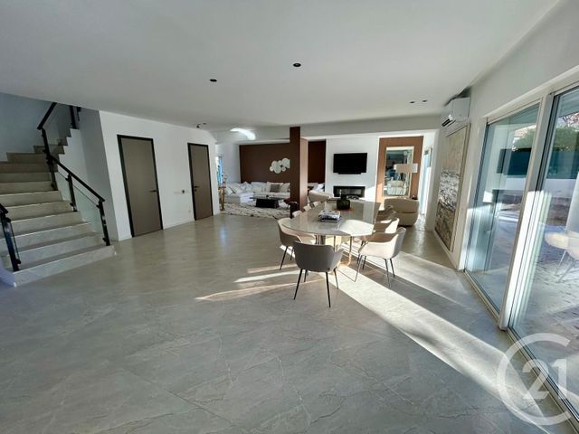 Maison à vendre - 4 pièces - 228 m2 - Mouans Sartoux - 06 - PROVENCE-ALPES-COTE-D-AZUR