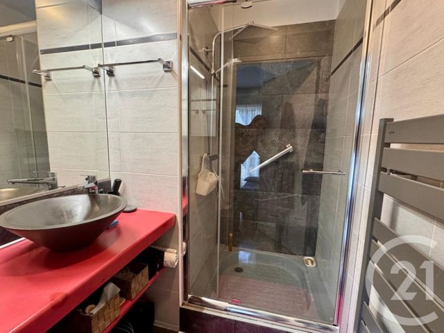 Appartement F3 à vendre - 3 pièces - 85,05 m2 - Le Cannet - 06 - PROVENCE-ALPES-COTE-D-AZUR