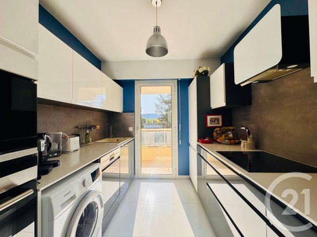 Appartement F3 à vendre - 3 pièces - 85,05 m2 - Le Cannet - 06 - PROVENCE-ALPES-COTE-D-AZUR