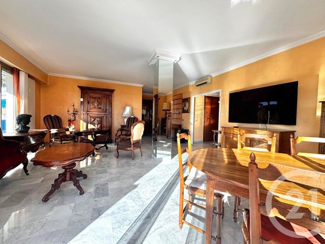 Appartement F3 à vendre - 3 pièces - 95,12 m2 - Le Cannet - 06 - PROVENCE-ALPES-COTE-D-AZUR