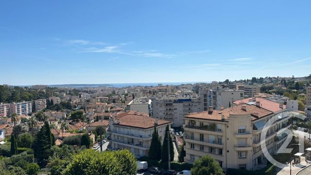 Appartement F3 à vendre - 3 pièces - 95,12 m2 - Le Cannet - 06 - PROVENCE-ALPES-COTE-D-AZUR