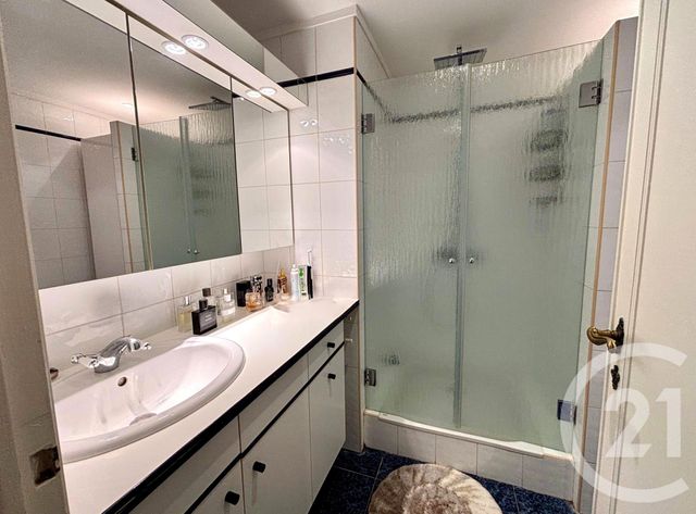 Appartement F4 &agrave; vendre - 4 pi&egrave;ces - 122,01 m2 - Le Cannet - 06 - PROVENCE-ALPES-COTE-D-AZUR