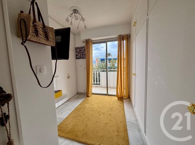 Appartement F4 &agrave; vendre - 4 pi&egrave;ces - 122,01 m2 - Le Cannet - 06 - PROVENCE-ALPES-COTE-D-AZUR