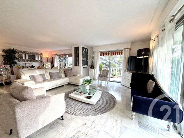 Appartement F4 &agrave; vendre - 4 pi&egrave;ces - 122,01 m2 - Le Cannet - 06 - PROVENCE-ALPES-COTE-D-AZUR
