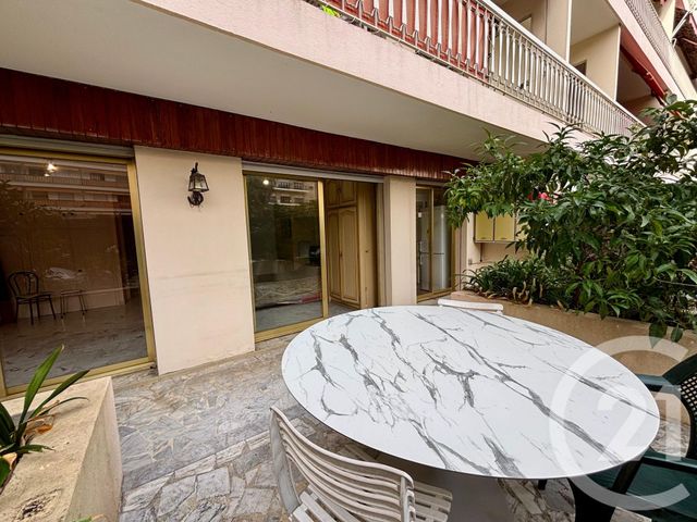 Appartement F4 à vendre - 3 pièces - 79,37 m2 - Le Cannet - 06 - PROVENCE-ALPES-COTE-D-AZUR