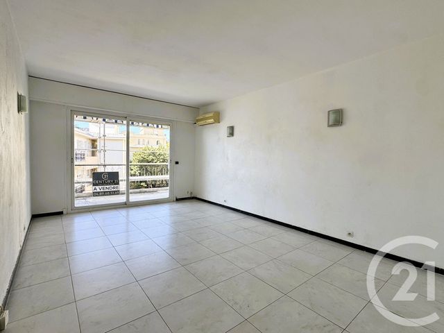 Appartement F2 à vendre LE CANNET