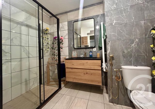 Appartement F2 à vendre - 2 pièces - 43,46 m2 - Le Cannet - 06 - PROVENCE-ALPES-COTE-D-AZUR